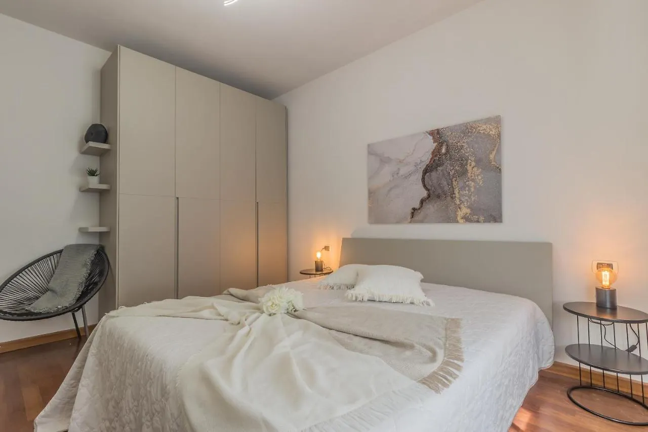 Holiday home Casa Mimosa Villa Lierna Italy